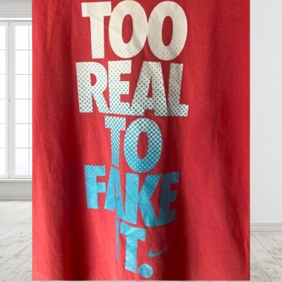 NWT Nike Slim-Fit “Too Real to Fake It” V-Neck Tee • Women’s M, 100% Cotton - Picture 4 of 9